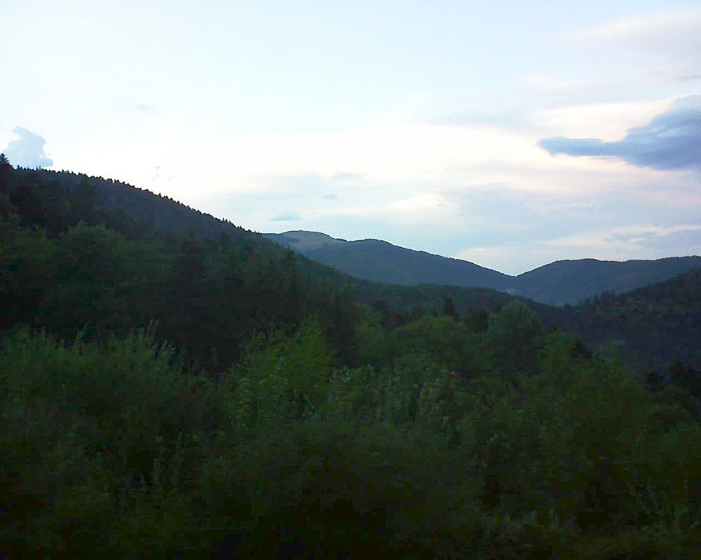 Le petit ballon vu depuis le Domaine Langmatt à Murbach le 18.09.2018 à 19:30 Le petit ballon (Alsace, Vosges) le 18.09.2018 à 19:30