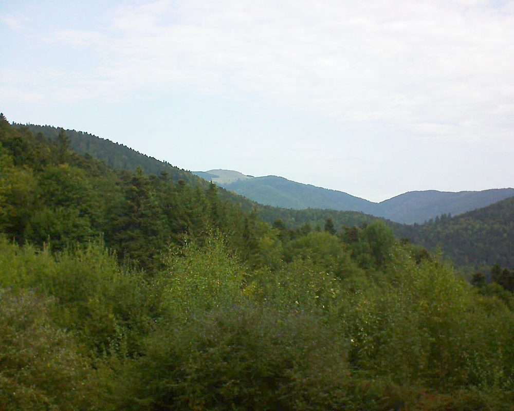Le petit ballon vu depuis le Domaine Langmatt à Murbach le 19.09.2018 à 10:45 Le petit ballon (Alsace, Vosges) le 19.09.2018 à 10:45