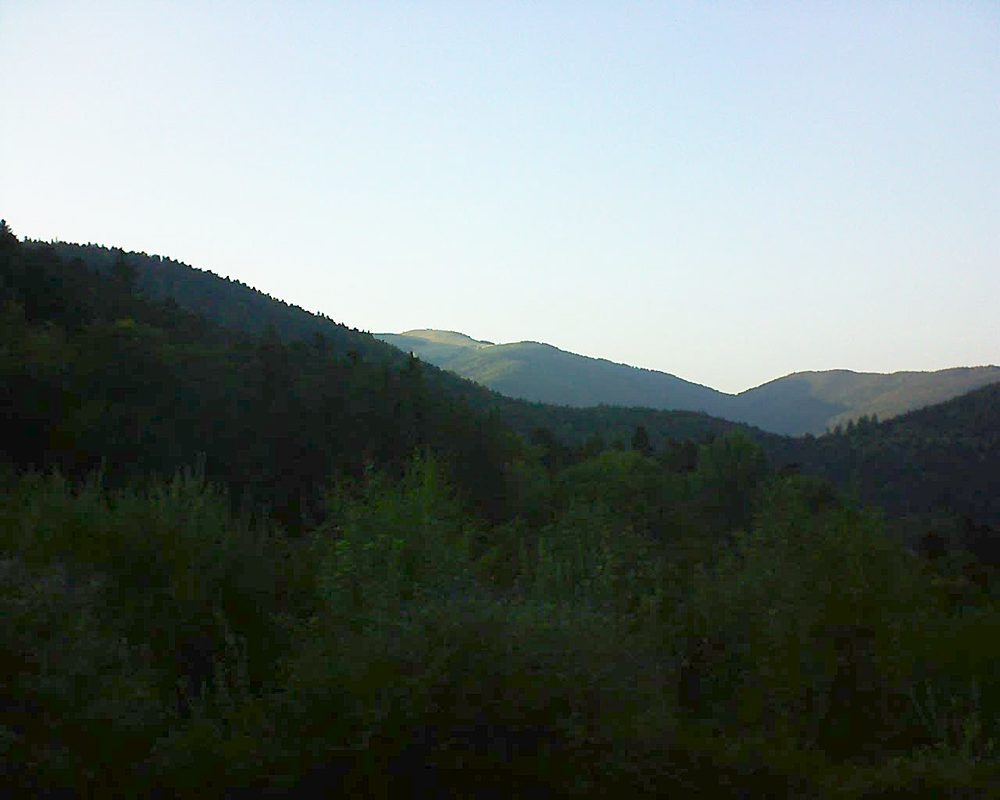 Le petit ballon vu depuis le Domaine Langmatt à Murbach le 19.09.2018 à 18:45 Le petit ballon (Alsace, Vosges) le 19.09.2018 à 18:45