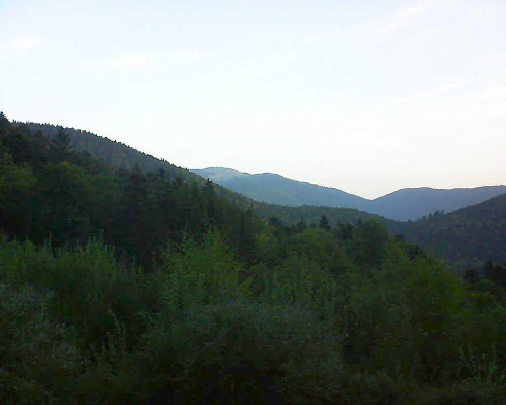 Le petit ballon vu depuis le Domaine Langmatt à Murbach le 20.09.2018 à 07:30 Le petit ballon (Alsace, Vosges) le 20.09.2018 à 07:30
