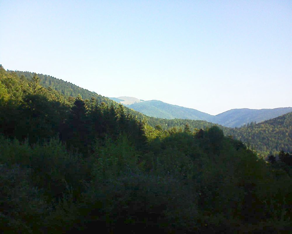 Le petit ballon vu depuis le Domaine Langmatt à Murbach le 20.09.2018 à 09:30 Le petit ballon (Alsace, Vosges) le 20.09.2018 à 09:30