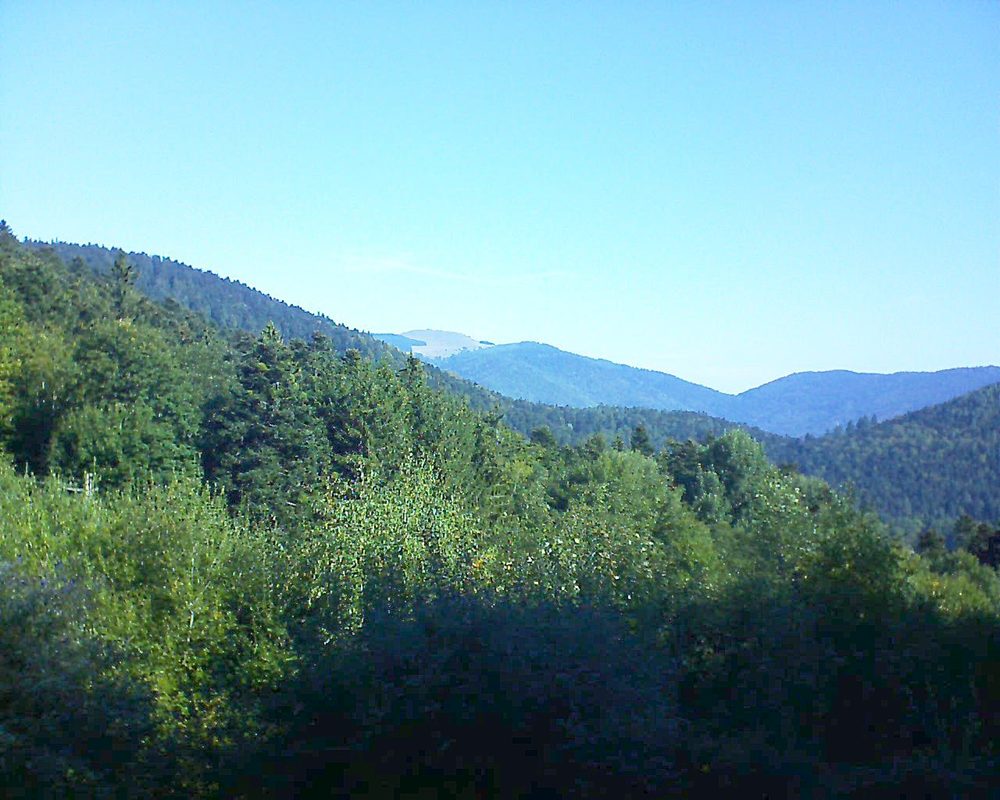 Le petit ballon vu depuis le Domaine Langmatt à Murbach le 20.09.2018 à 10:30 Le petit ballon (Alsace, Vosges) le 20.09.2018 à 10:30