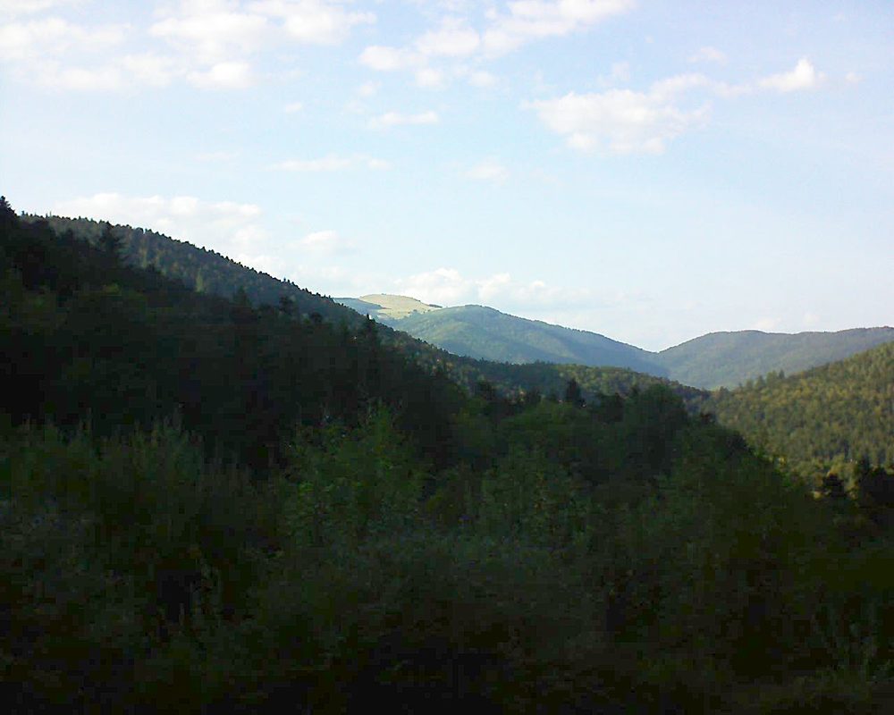 Le petit ballon vu depuis le Domaine Langmatt à Murbach le 20.09.2018 à 17:45 Le petit ballon (Alsace, Vosges) le 20.09.2018 à 17:45