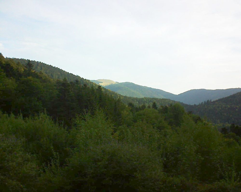 Le petit ballon vu depuis le Domaine Langmatt à Murbach le 21.09.2018 à 08:15 Le petit ballon (Alsace, Vosges) le 21.09.2018 à 08:15