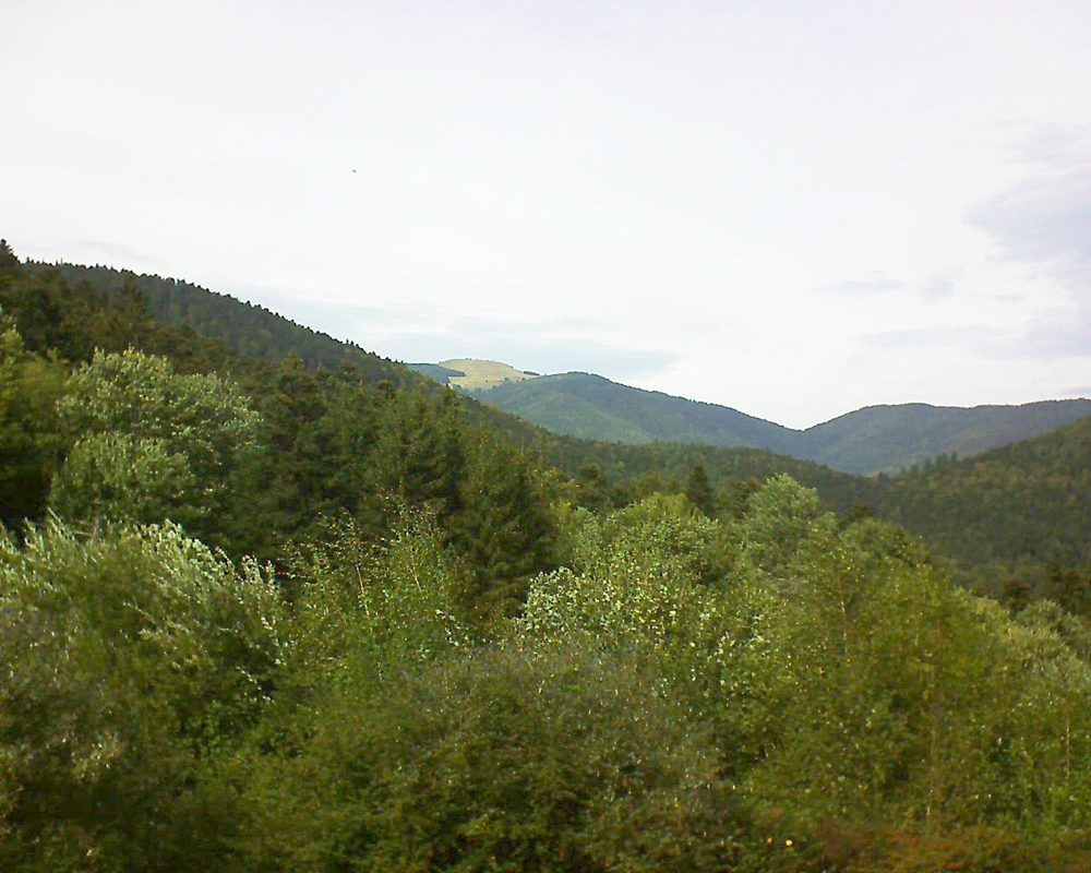Le petit ballon vu depuis le Domaine Langmatt à Murbach le 21.09.2018 à 14:45 Le petit ballon (Alsace, Vosges) le 21.09.2018 à 14:45