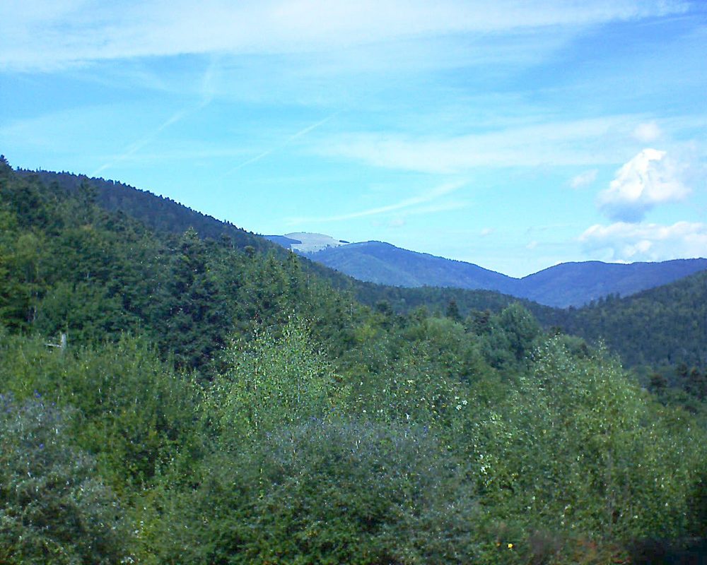 Le petit ballon vu depuis le Domaine Langmatt à Murbach le 22.09.2018 à 13:00 Le petit ballon (Alsace, Vosges) le 22.09.2018 à 13:00