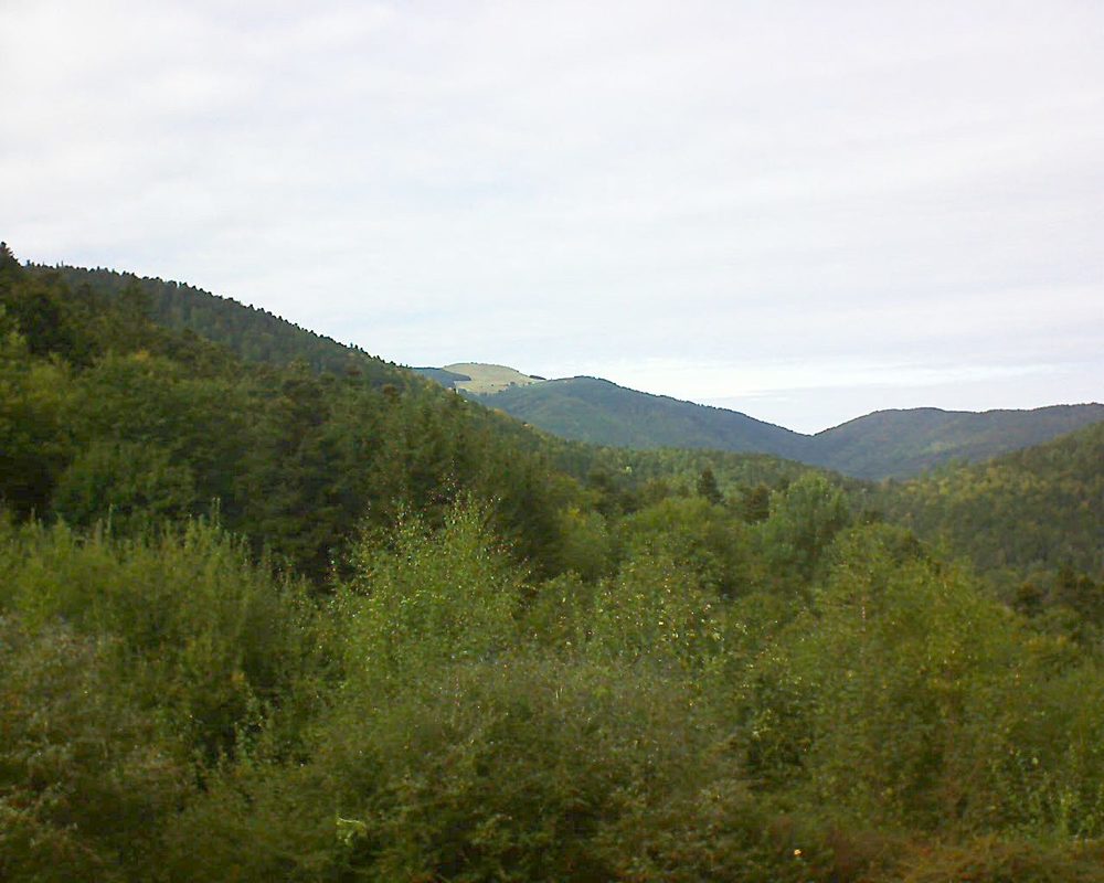 Le petit ballon vu depuis le Domaine Langmatt à Murbach le 22.09.2018 à 15:45 Le petit ballon (Alsace, Vosges) le 22.09.2018 à 15:45