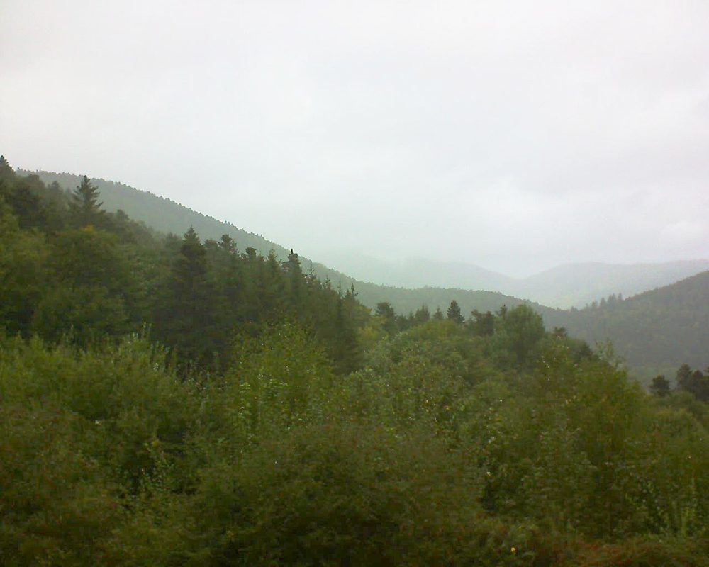Le petit ballon vu depuis le Domaine Langmatt à Murbach le 23.09.2018 à 13:15 Le petit ballon (Alsace, Vosges) le 23.09.2018 à 13:15