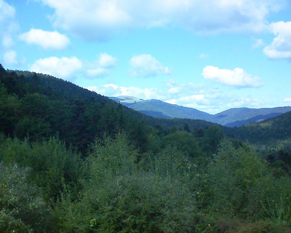 Le petit ballon vu depuis le Domaine Langmatt à Murbach le 24.09.2018 à 14:30 Le petit ballon (Alsace, Vosges) le 24.09.2018 à 14:30