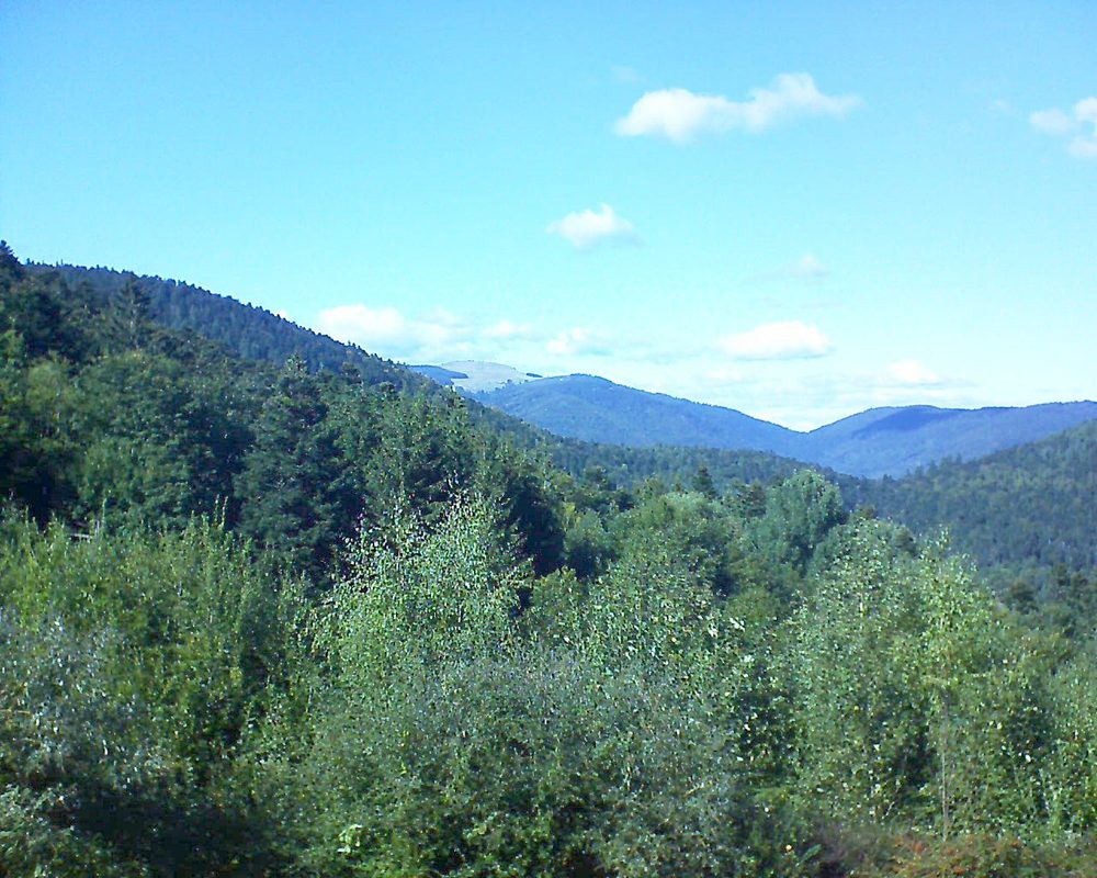 Le petit ballon vu depuis le Domaine Langmatt à Murbach le 24.09.2018 à 15:30 Le petit ballon (Alsace, Vosges) le 24.09.2018 à 15:30
