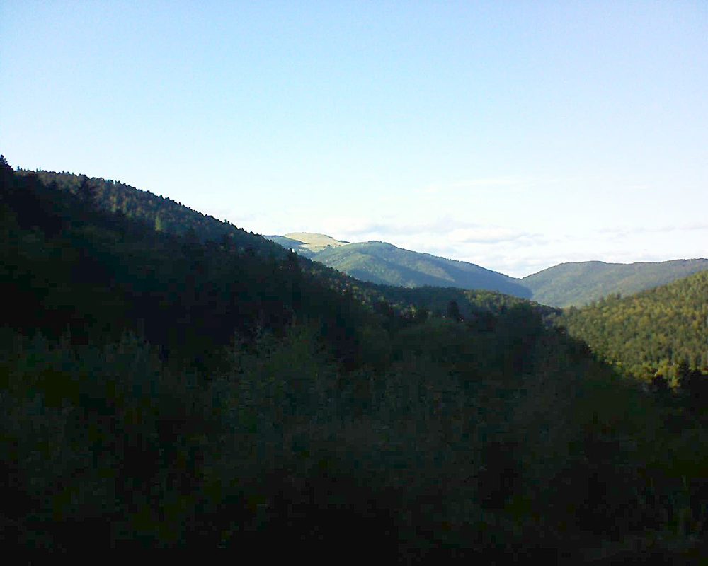 Le petit ballon vu depuis le Domaine Langmatt à Murbach le 24.09.2018 à 17:45 Le petit ballon (Alsace, Vosges) le 24.09.2018 à 17:45