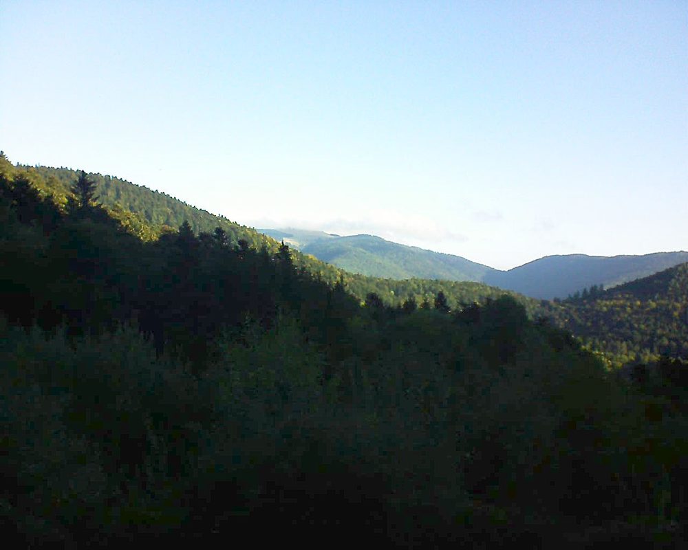 Le petit ballon vu depuis le Domaine Langmatt à Murbach le 25.09.2018 à 08:45 Le petit ballon (Alsace, Vosges) le 25.09.2018 à 08:45