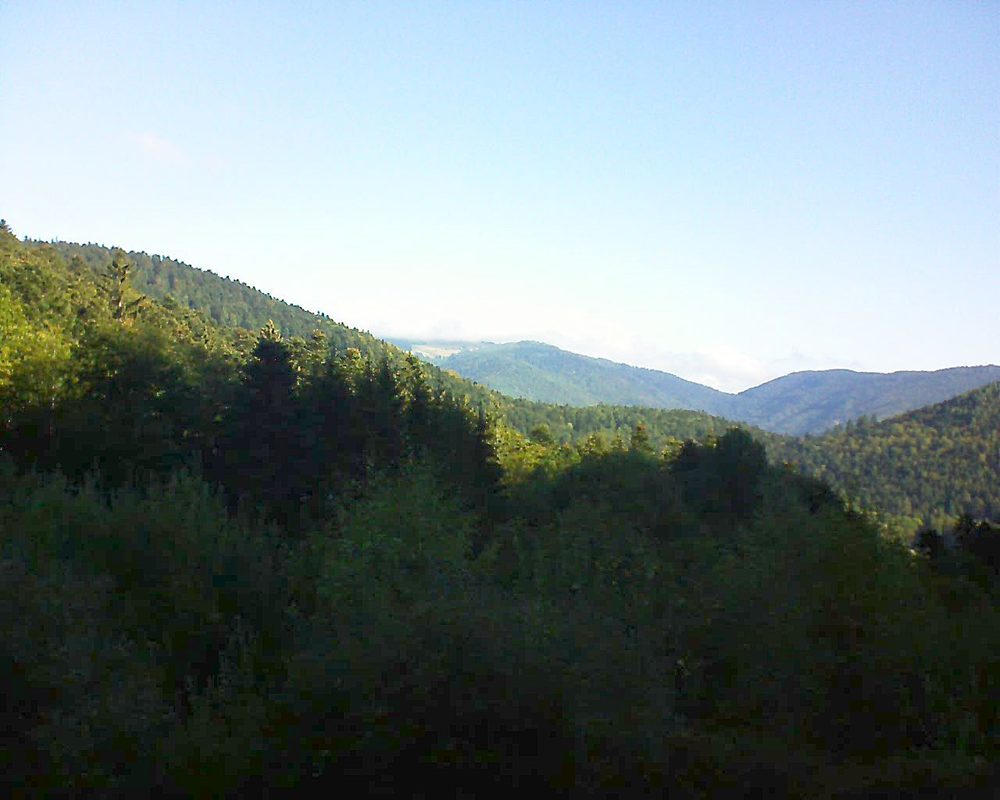 Le petit ballon vu depuis le Domaine Langmatt à Murbach le 25.09.2018 à 09:45 Le petit ballon (Alsace, Vosges) le 25.09.2018 à 09:45
