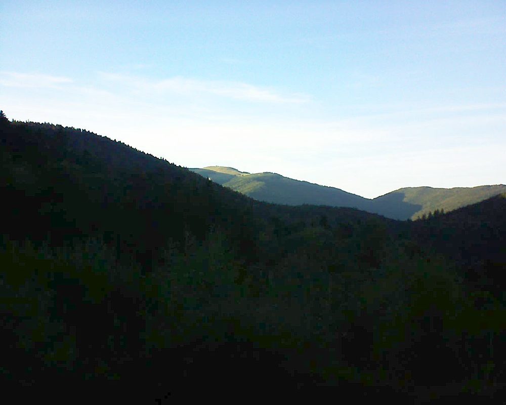 Le petit ballon vu depuis le Domaine Langmatt à Murbach le 25.09.2018 à 18:30 Le petit ballon (Alsace, Vosges) le 25.09.2018 à 18:30