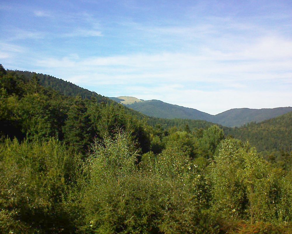Le petit ballon vu depuis le Domaine Langmatt à Murbach le 26.09.2018 à 15:45 Le petit ballon (Alsace, Vosges) le 26.09.2018 à 15:45