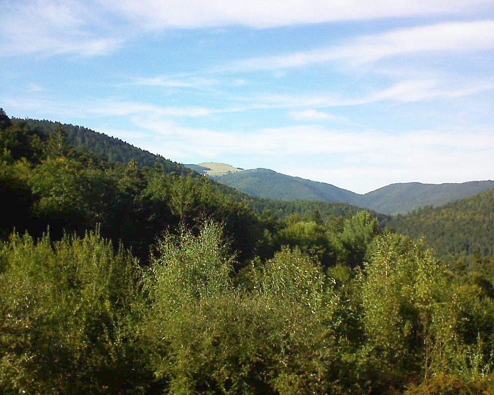 Le petit ballon vu depuis le Domaine Langmatt à Murbach le 26.09.2018 à 16:45 Le petit ballon (Alsace, Vosges) le 26.09.2018 à 16:45