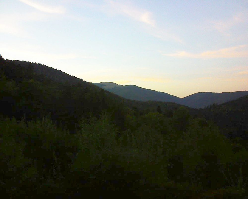 Le petit ballon vu depuis le Domaine Langmatt à Murbach le 26.09.2018 à 19:30 Le petit ballon (Alsace, Vosges) le 26.09.2018 à 19:30