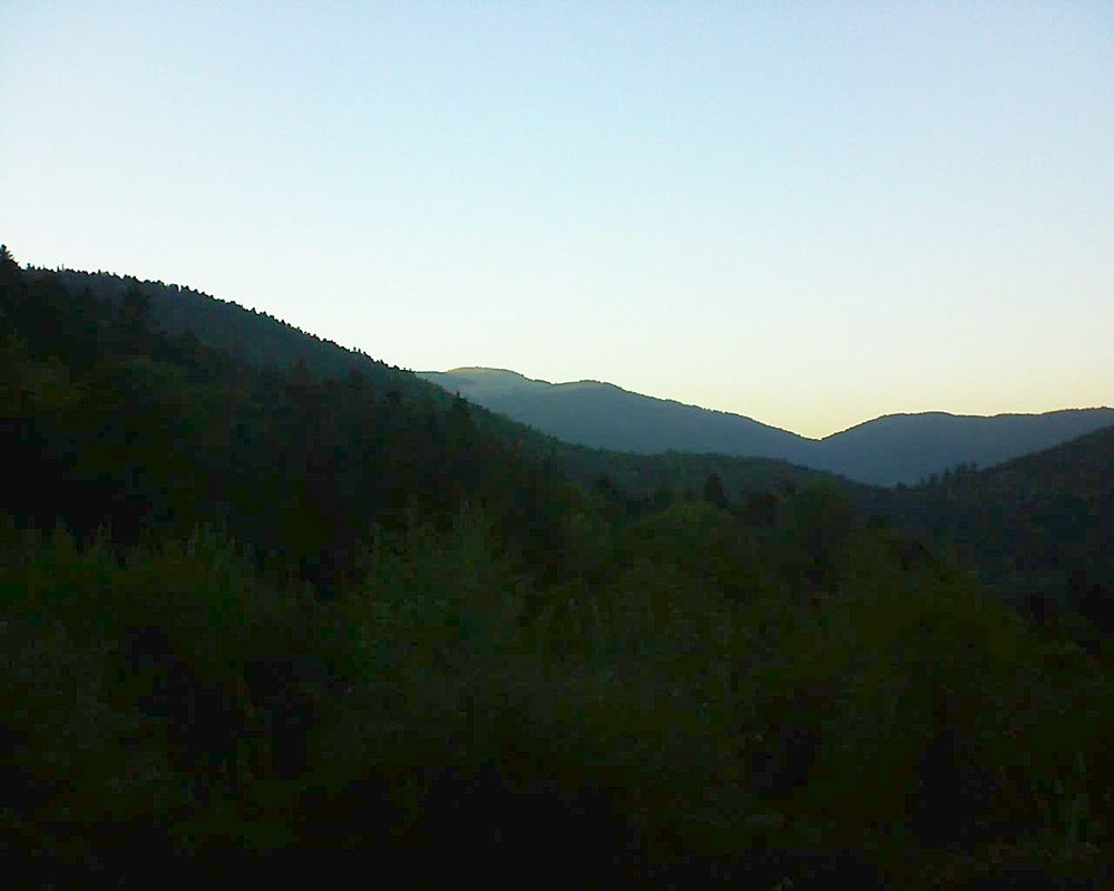 Le petit ballon vu depuis le Domaine Langmatt à Murbach le 27.09.2018 à 19:00 Le petit ballon (Alsace, Vosges) le 27.09.2018 à 19:00