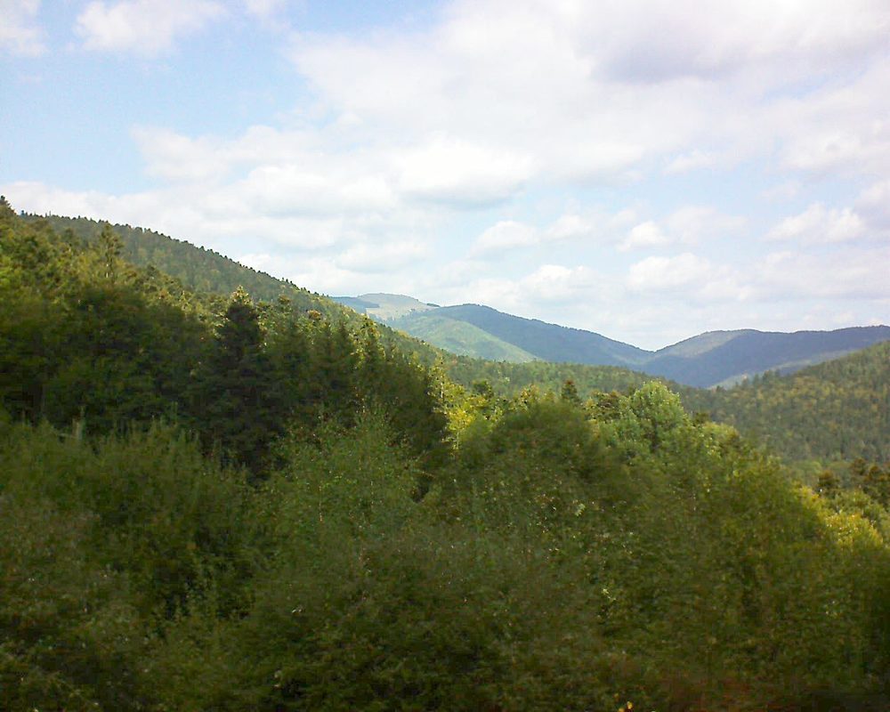 Le petit ballon vu depuis le Domaine Langmatt à Murbach le 28.09.2018 à 12:45 Le petit ballon (Alsace, Vosges) le 28.09.2018 à 12:45
