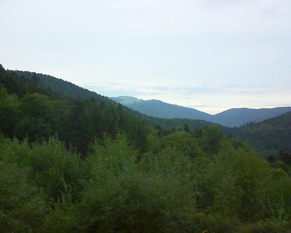 Le petit ballon vu depuis le Domaine Langmatt à Murbach le 28.09.2018 à 19:00 Le petit ballon (Alsace, Vosges) le 28.09.2018 à 19:00