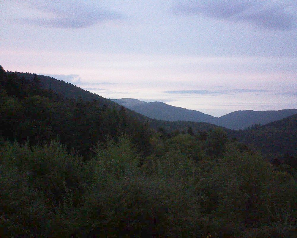 Le petit ballon vu depuis le Domaine Langmatt à Murbach le 28.09.2018 à 19:30 Le petit ballon (Alsace, Vosges) le 28.09.2018 à 19:30