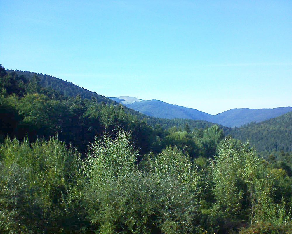 Le petit ballon vu depuis le Domaine Langmatt à Murbach le 29.09.2018 à 16:45 Le petit ballon (Alsace, Vosges) le 29.09.2018 à 16:45