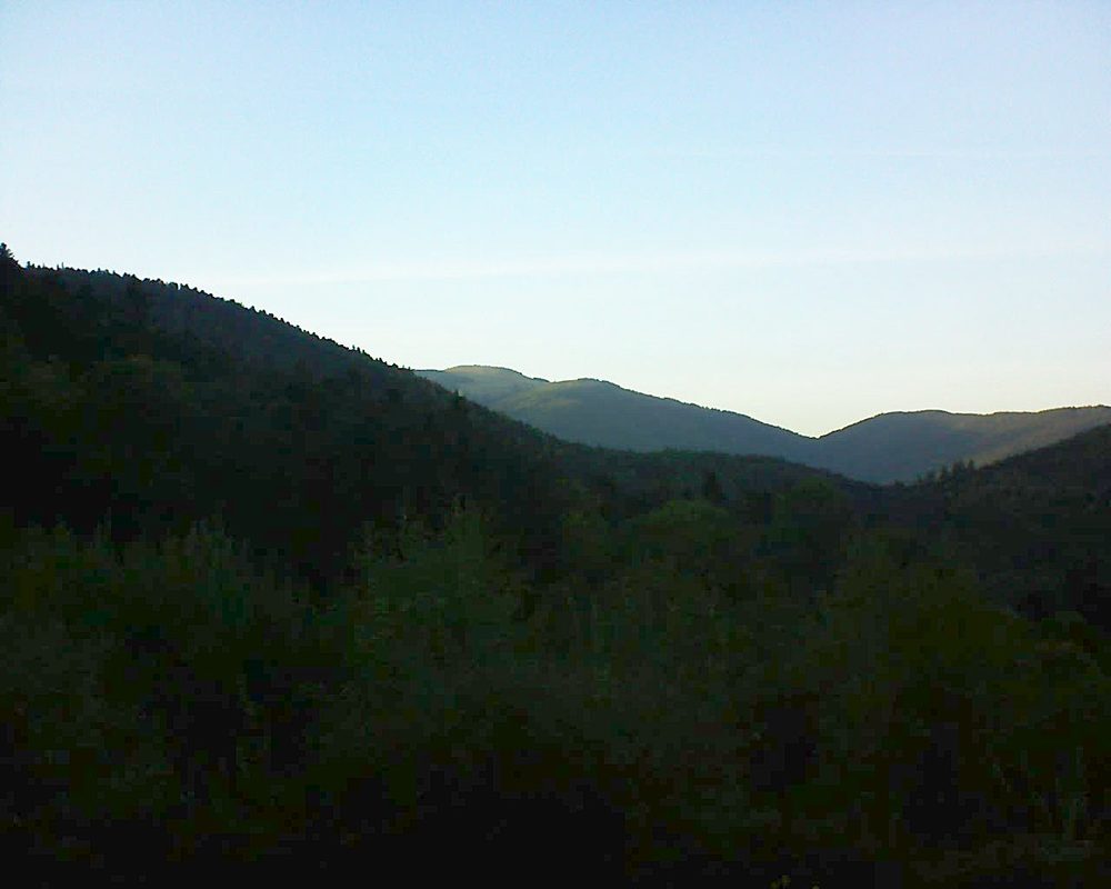 Le petit ballon vu depuis le Domaine Langmatt à Murbach le 29.09.2018 à 18:45 Le petit ballon (Alsace, Vosges) le 29.09.2018 à 18:45
