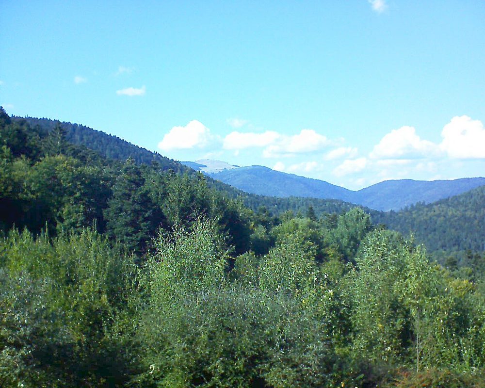 Le petit ballon vu depuis le Domaine Langmatt à Murbach le 30.09.2018 à 16:00 Le petit ballon (Alsace, Vosges) le 30.09.2018 à 16:00