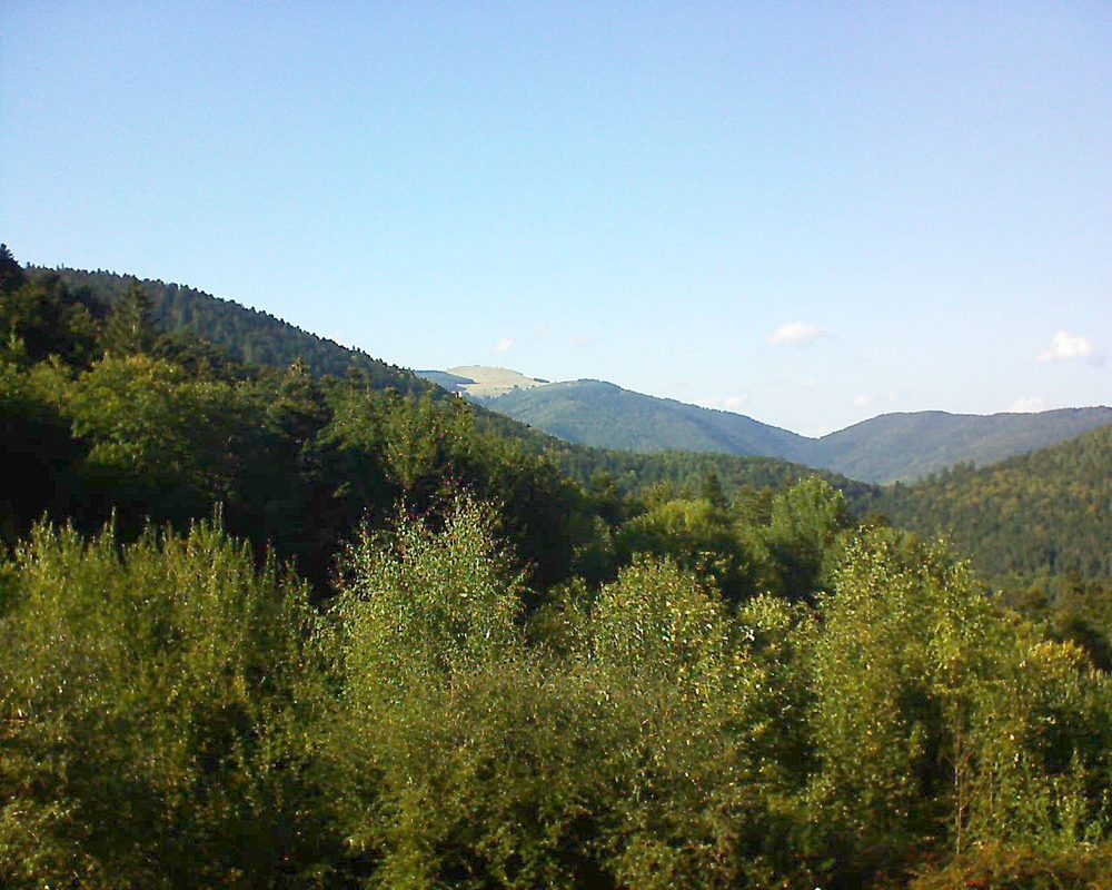 Le petit ballon vu depuis le Domaine Langmatt à Murbach le 30.09.2018 à 16:45 Le petit ballon (Alsace, Vosges) le 30.09.2018 à 16:45