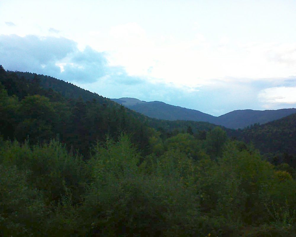 Le petit ballon vu depuis le Domaine Langmatt à Murbach le 01.10.2018 à 18:45 Le petit ballon (Alsace, Vosges) le 01.10.2018 à 18:45