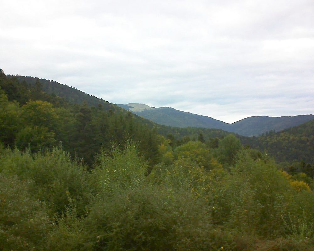 Le petit ballon vu depuis le Domaine Langmatt à Murbach le 03.10.2018 à 17:45 Le petit ballon (Alsace, Vosges) le 03.10.2018 à 17:45