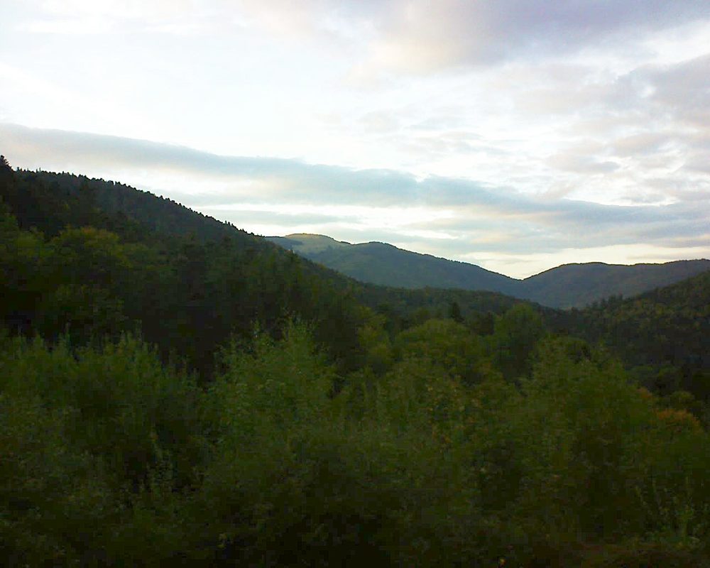Le petit ballon vu depuis le Domaine Langmatt à Murbach le 03.10.2018 à 18:45 Le petit ballon (Alsace, Vosges) le 03.10.2018 à 18:45
