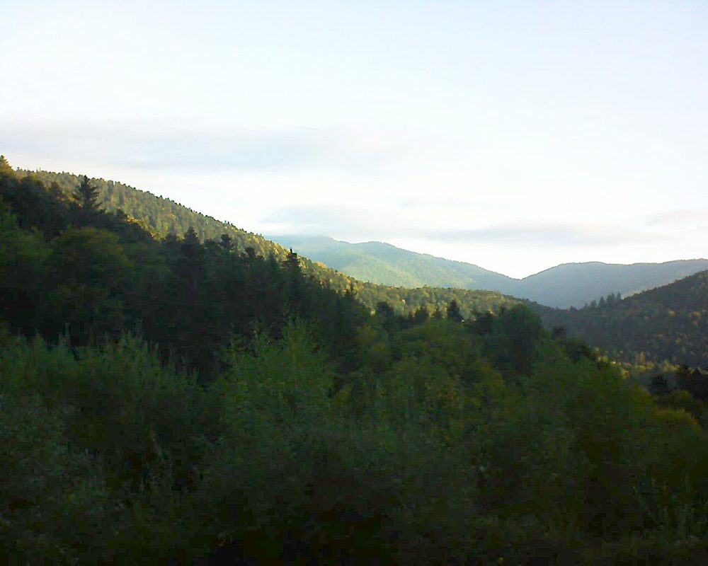 Le petit ballon vu depuis le Domaine Langmatt à Murbach le 04.10.2018 à 08:15 Le petit ballon (Alsace, Vosges) le 04.10.2018 à 08:15