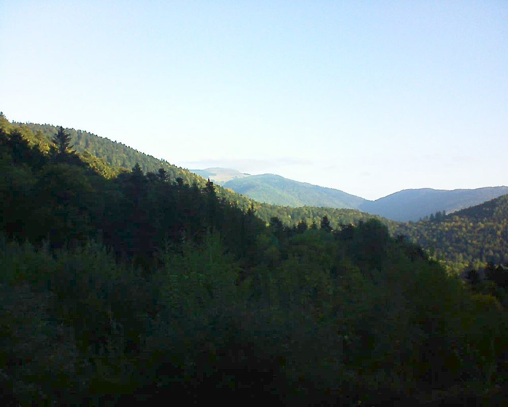 Le petit ballon vu depuis le Domaine Langmatt à Murbach le 04.10.2018 à 09:00 Le petit ballon (Alsace, Vosges) le 04.10.2018 à 09:00