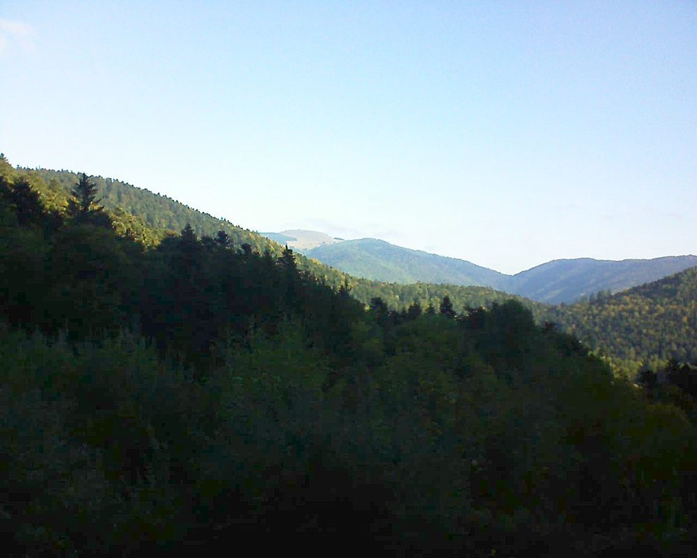 Le petit ballon vu depuis le Domaine Langmatt à Murbach le 04.10.2018 à 09:30 Le petit ballon (Alsace, Vosges) le 04.10.2018 à 09:30