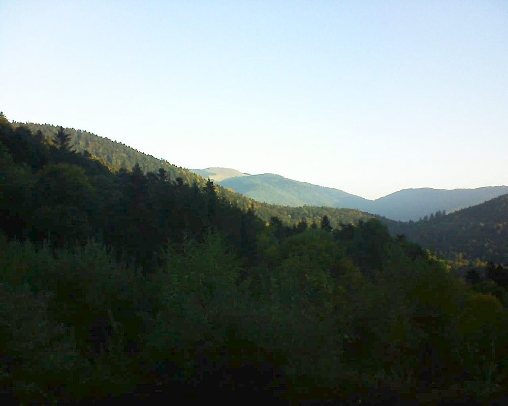Le petit ballon vu depuis le Domaine Langmatt à Murbach le 05.10.2018 à 08:15 Le petit ballon (Alsace, Vosges) le 05.10.2018 à 08:15