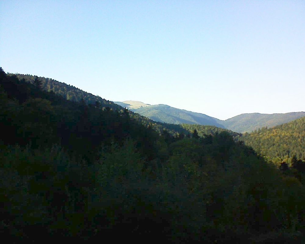 Le petit ballon vu depuis le Domaine Langmatt à Murbach le 05.10.2018 à 17:15 Le petit ballon (Alsace, Vosges) le 05.10.2018 à 17:15