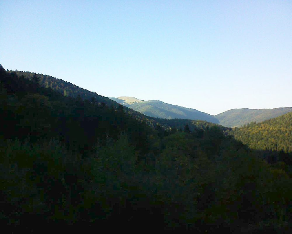 Le petit ballon vu depuis le Domaine Langmatt à Murbach le 05.10.2018 à 17:30 Le petit ballon (Alsace, Vosges) le 05.10.2018 à 17:30