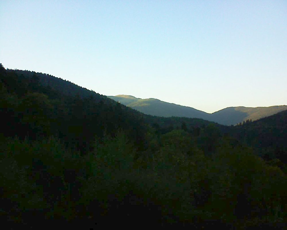 Le petit ballon vu depuis le Domaine Langmatt à Murbach le 05.10.2018 à 18:30 Le petit ballon (Alsace, Vosges) le 05.10.2018 à 18:30