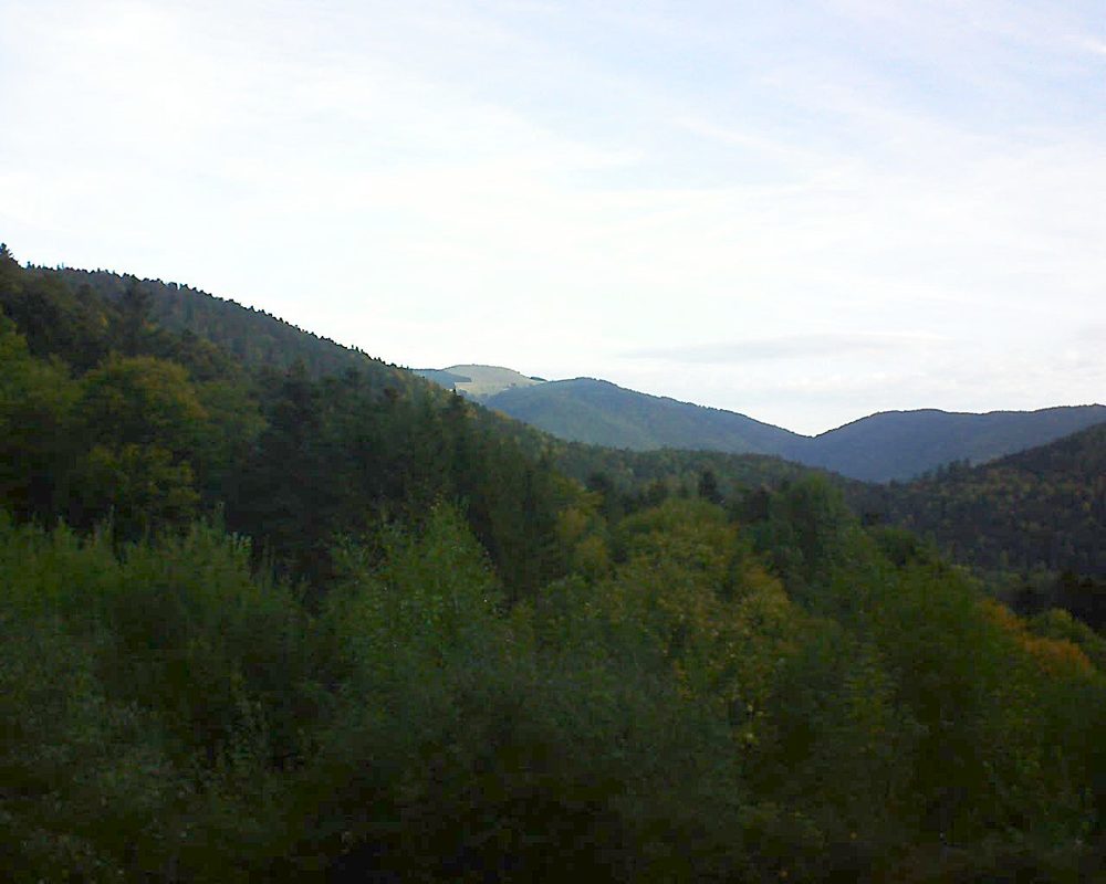 Le petit ballon vu depuis le Domaine Langmatt à Murbach le 06.10.2018 à 09:00 Le petit ballon (Alsace, Vosges) le 06.10.2018 à 09:00