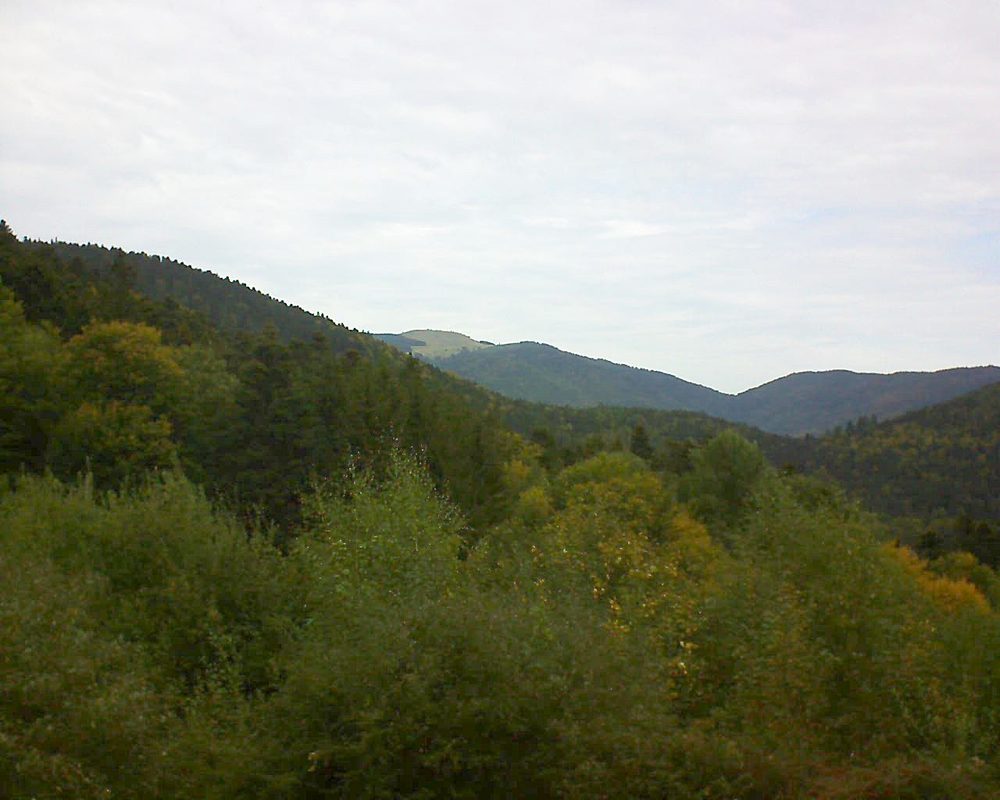 Le petit ballon vu depuis le Domaine Langmatt à Murbach le 06.10.2018 à 11:15 Le petit ballon (Alsace, Vosges) le 06.10.2018 à 11:15