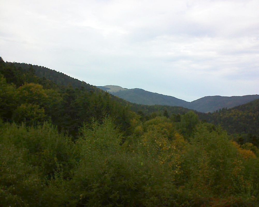 Le petit ballon vu depuis le Domaine Langmatt à Murbach le 06.10.2018 à 16:00 Le petit ballon (Alsace, Vosges) le 06.10.2018 à 16:00