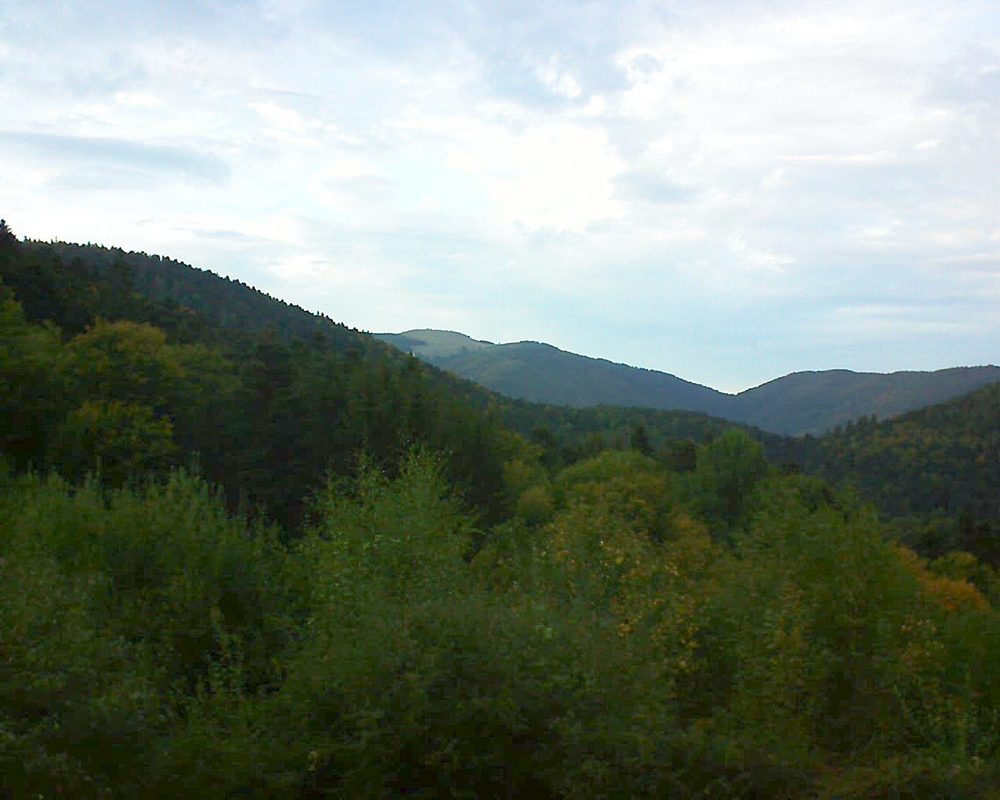 Le petit ballon vu depuis le Domaine Langmatt à Murbach le 06.10.2018 à 18:15 Le petit ballon (Alsace, Vosges) le 06.10.2018 à 18:15
