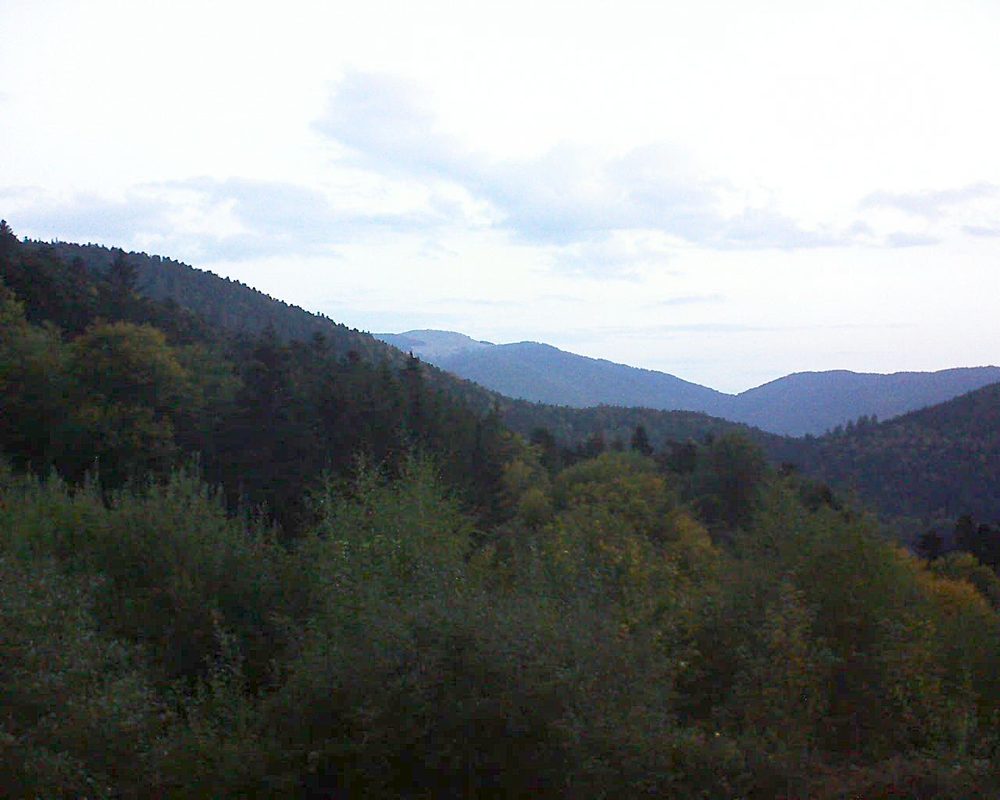Le petit ballon vu depuis le Domaine Langmatt à Murbach le 07.10.2018 à 07:30 Le petit ballon (Alsace, Vosges) le 07.10.2018 à 07:30