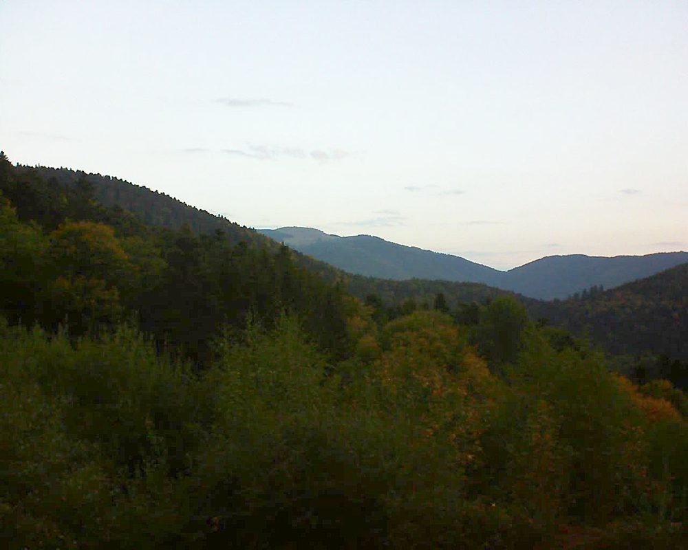 Le petit ballon vu depuis le Domaine Langmatt à Murbach le 07.10.2018 à 07:45 Le petit ballon (Alsace, Vosges) le 07.10.2018 à 07:45