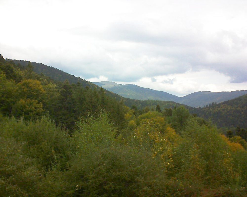Le petit ballon vu depuis le Domaine Langmatt à Murbach le 07.10.2018 à 12:30 Le petit ballon (Alsace, Vosges) le 07.10.2018 à 12:30