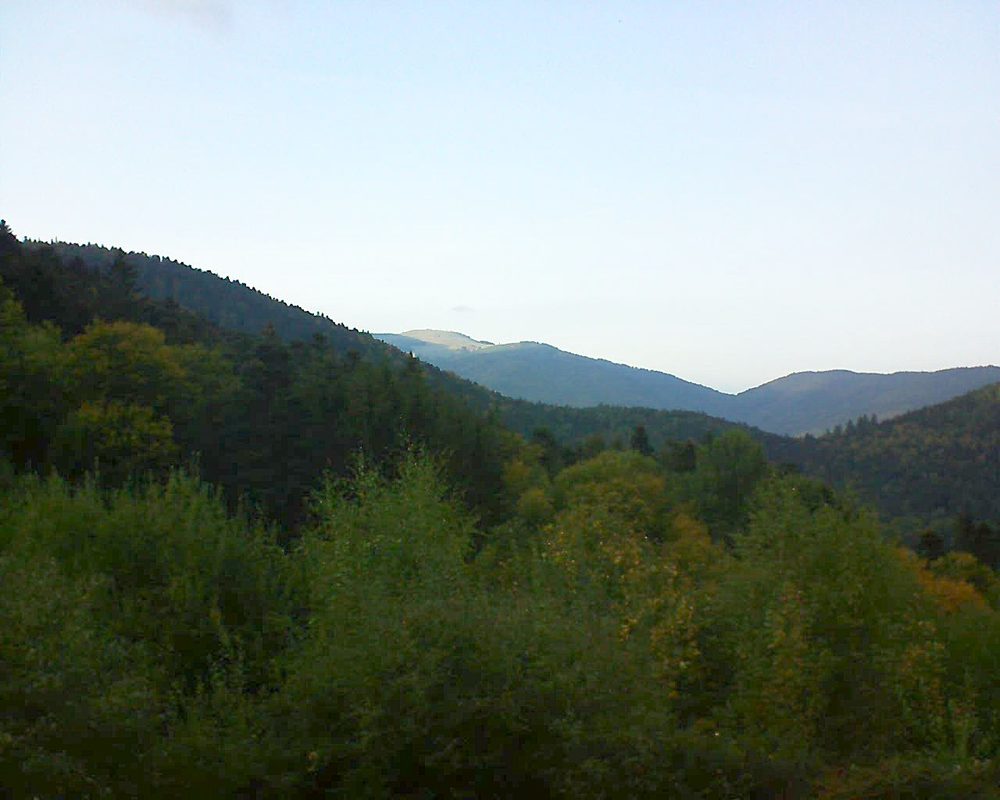 Le petit ballon vu depuis le Domaine Langmatt à Murbach le 07.10.2018 à 18:00 Le petit ballon (Alsace, Vosges) le 07.10.2018 à 18:00