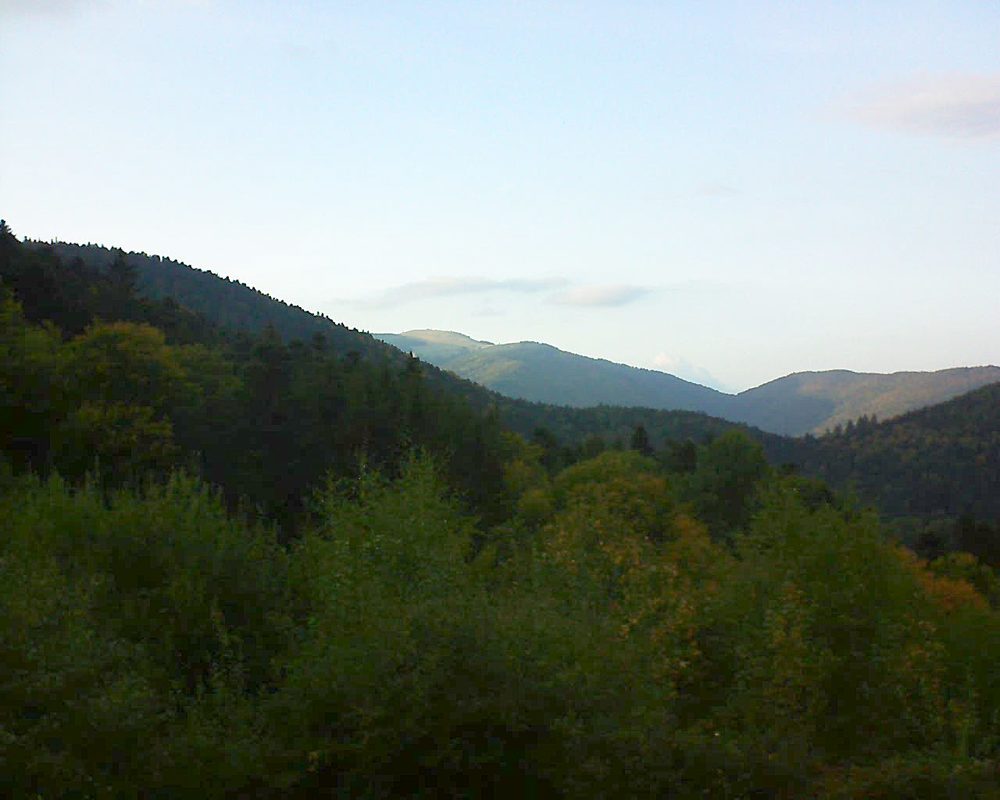 Le petit ballon vu depuis le Domaine Langmatt à Murbach le 07.10.2018 à 18:15 Le petit ballon (Alsace, Vosges) le 07.10.2018 à 18:15