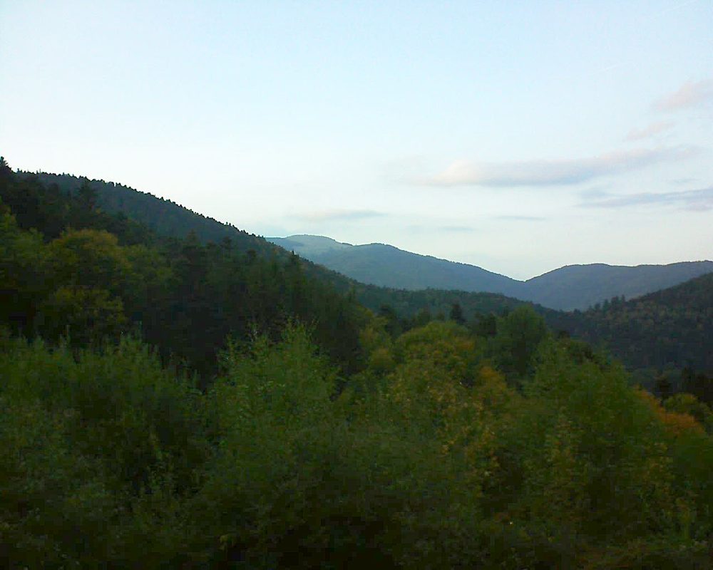 Le petit ballon vu depuis le Domaine Langmatt à Murbach le 07.10.2018 à 18:30 Le petit ballon (Alsace, Vosges) le 07.10.2018 à 18:30