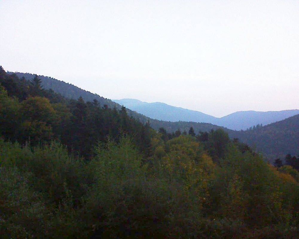 Le petit ballon vu depuis le Domaine Langmatt à Murbach le 08.10.2018 à 07:30 Le petit ballon (Alsace, Vosges) le 08.10.2018 à 07:30